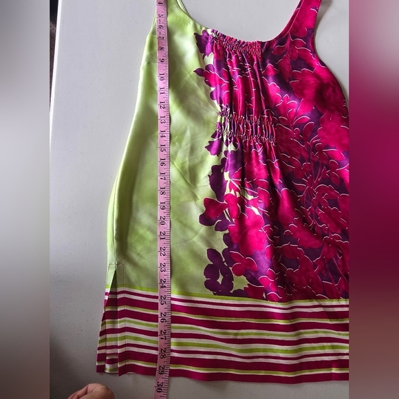 CAbi Silk Pink And Green Floral Blouse Womens Size S. - Picture 4 of 7